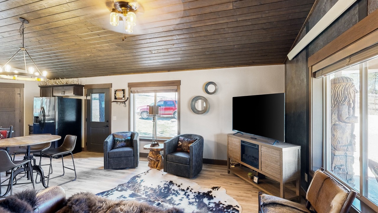 Photo of Livingroom in Sturgis
