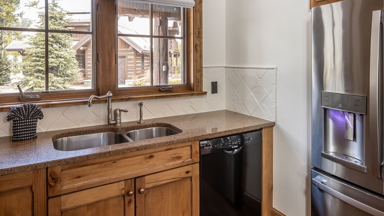 Photo of Kitchen in Spanish Peaks