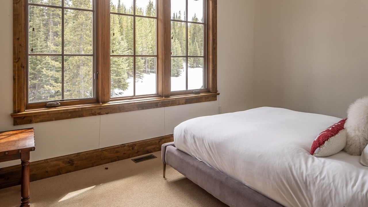Photo of Bedroom in Spanish Peaks