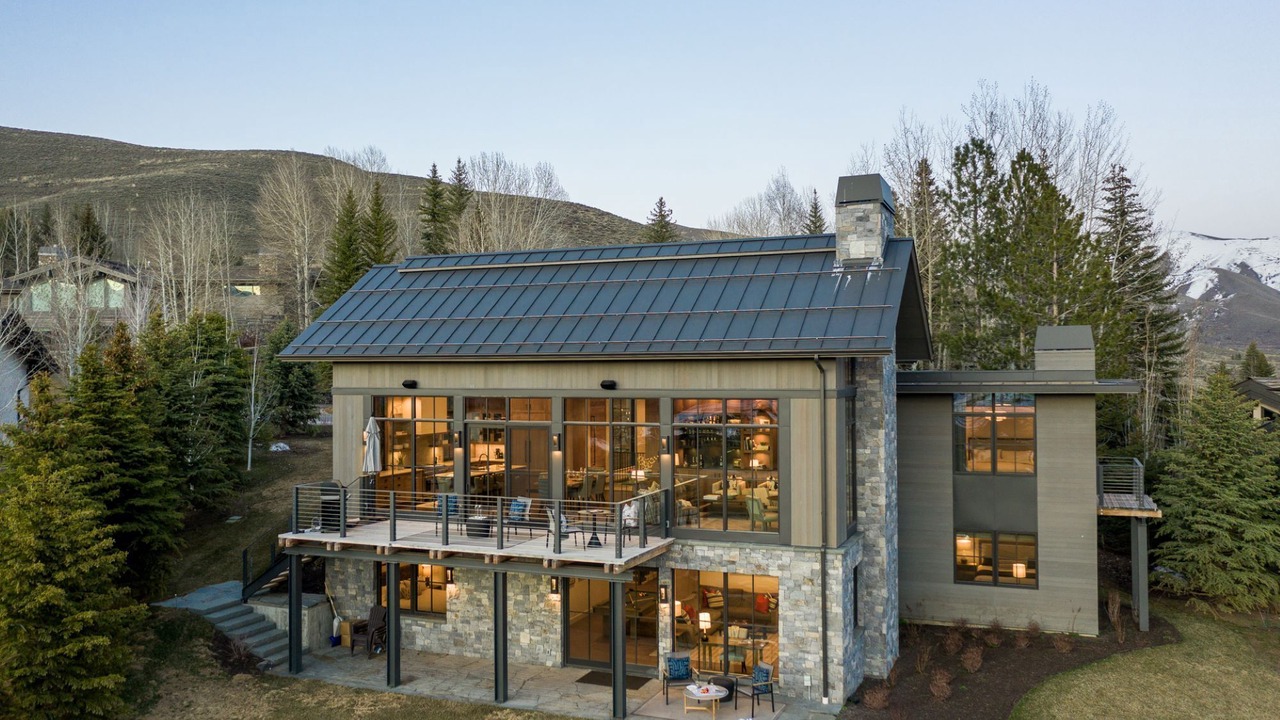 Photo of Outdoor in Elkhorn Village