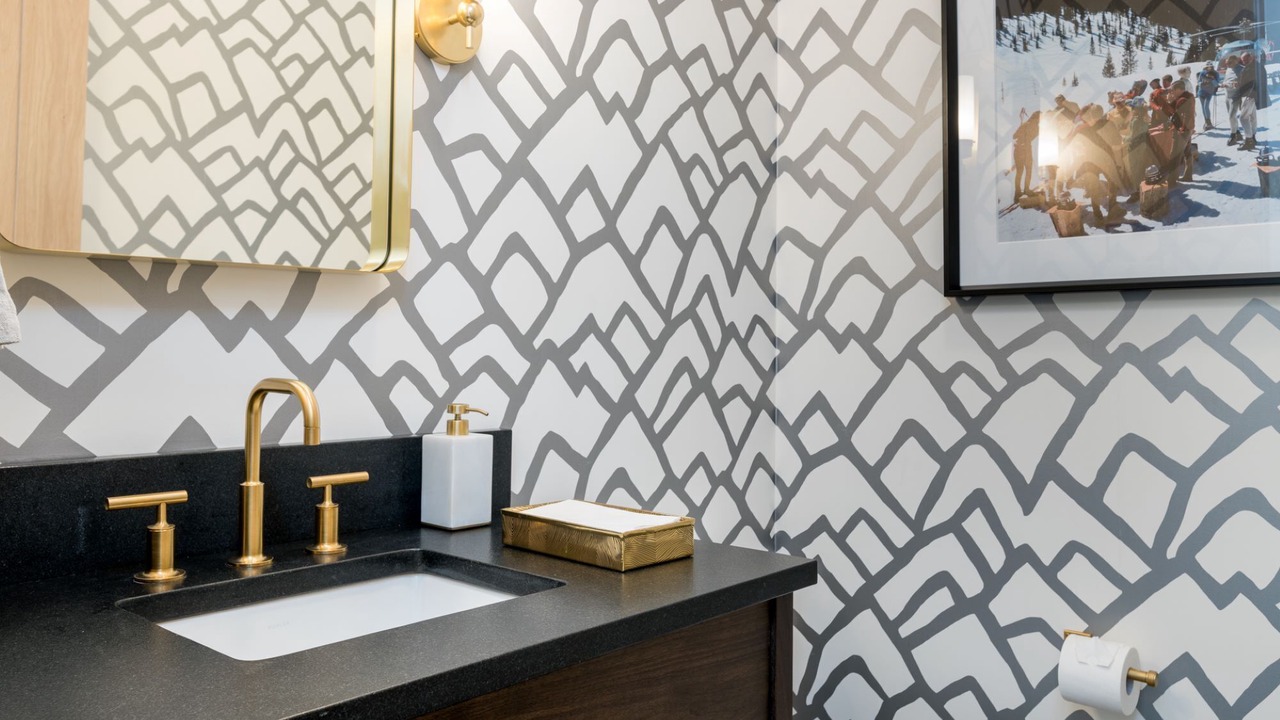 Photo of Bathroom in Elkhorn Village