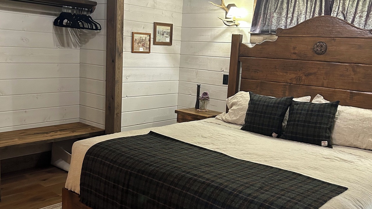 Photo of Bedroom in Gardiner
