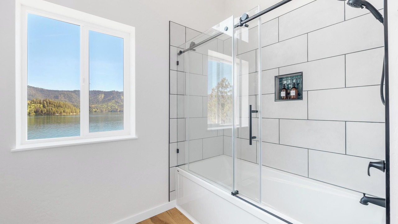 Photo of Bathroom in Hayden Lake