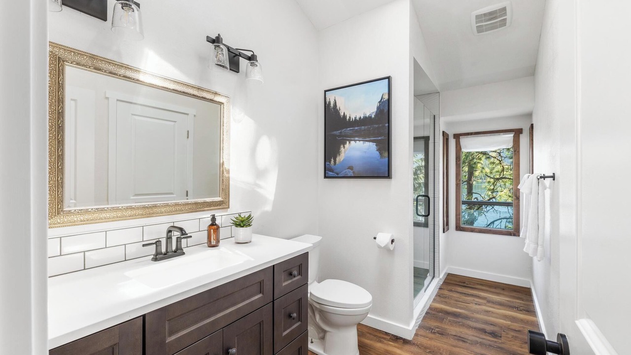Photo of Bathroom in Hayden Lake