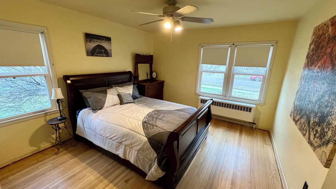 Photo of Bedroom in Riverdale