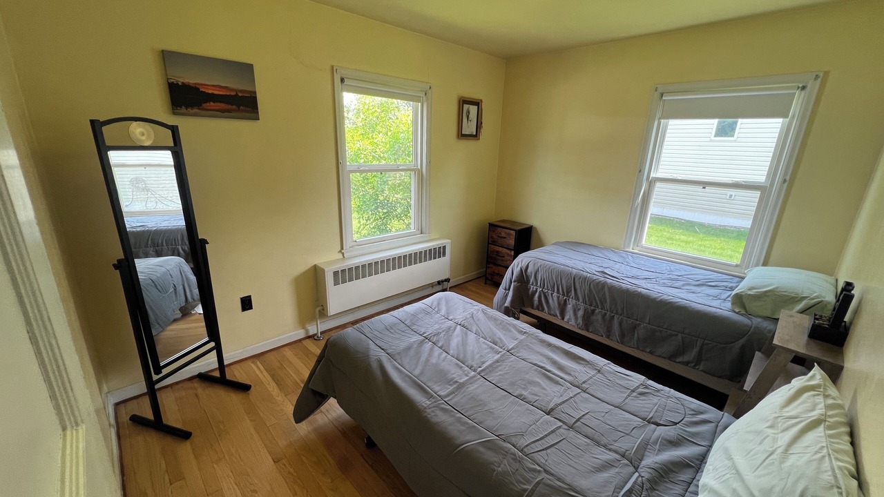 Photo of Bedroom in Riverdale