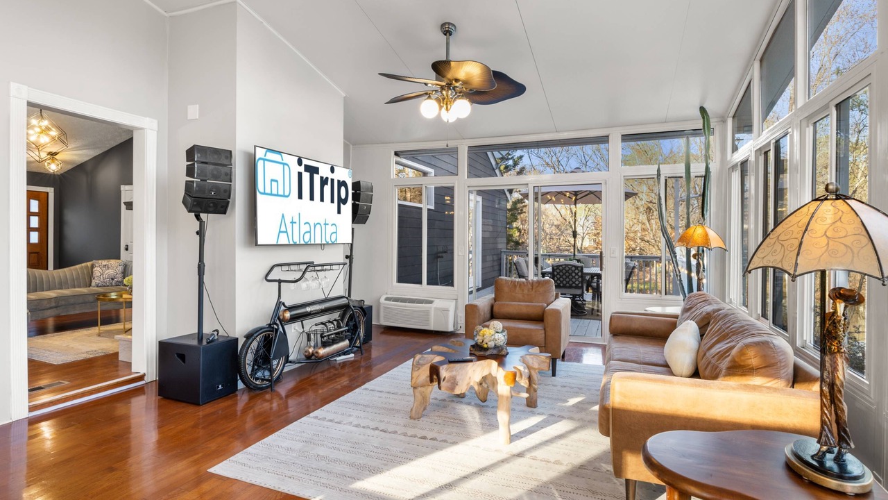 Photo of Livingroom in Lilburn