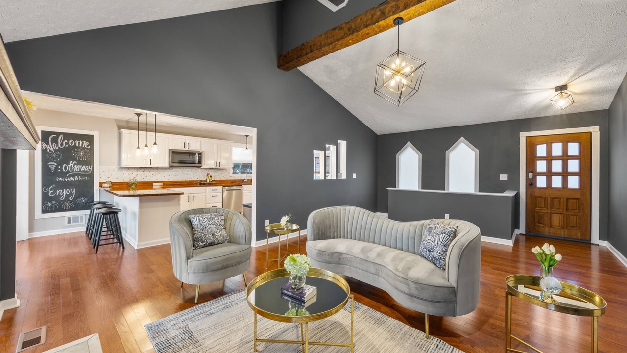 Photo of Bedroom in Lilburn