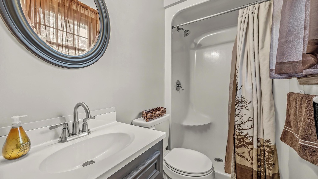 Photo of Bathroom in Smithville