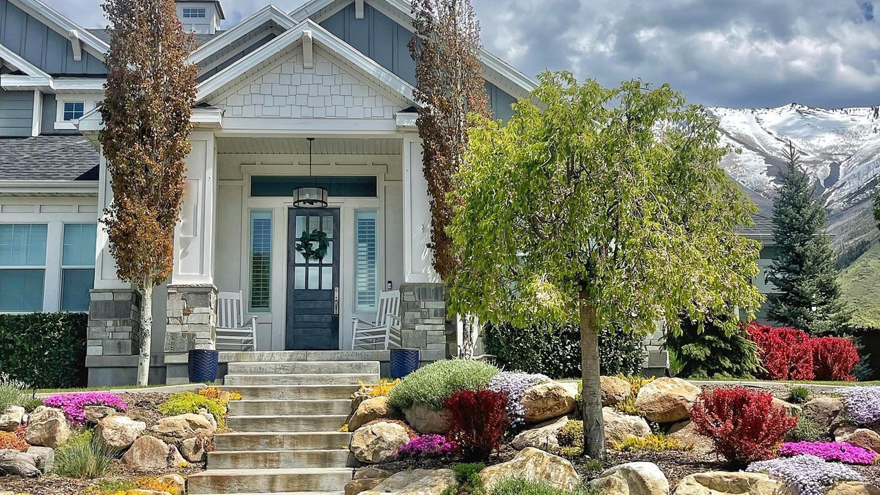 Photo of Outdoor in Mapleton