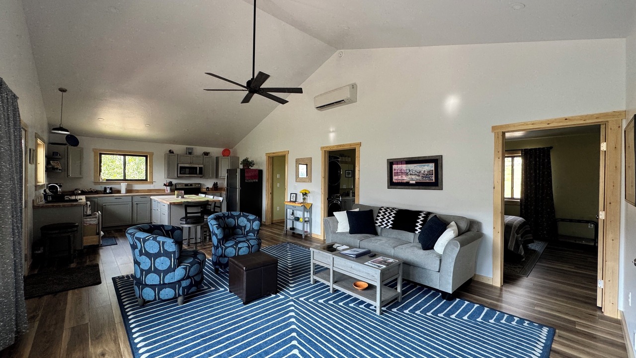 Photo of Bedroom in Gardiner