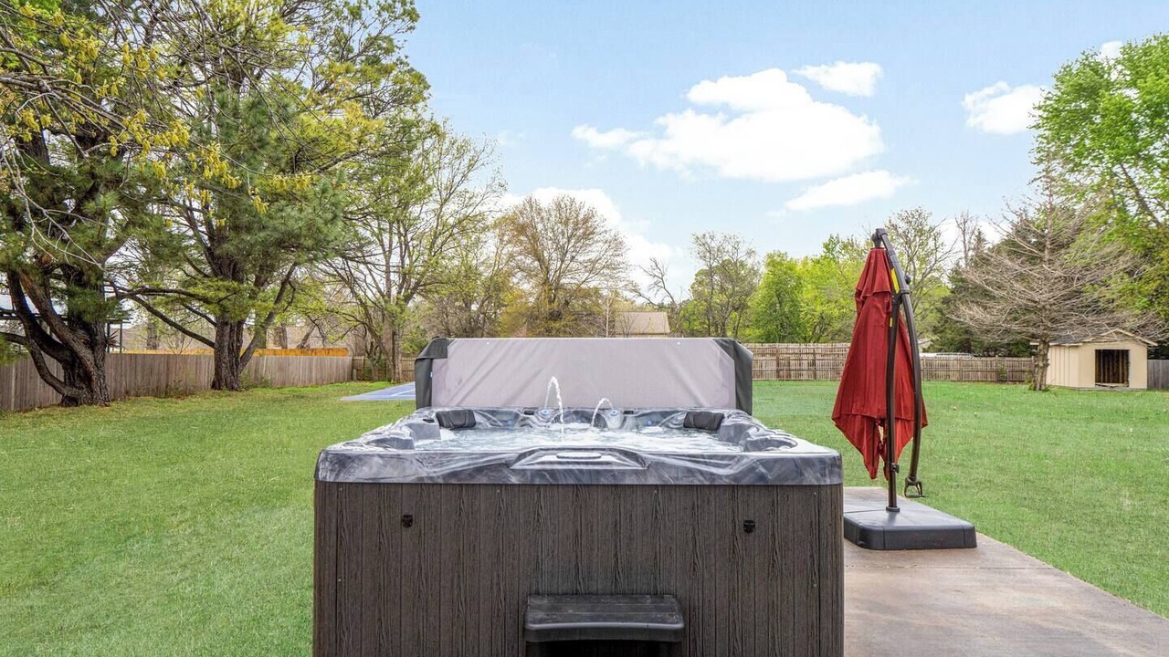 Photo of Others in Broken Arrow