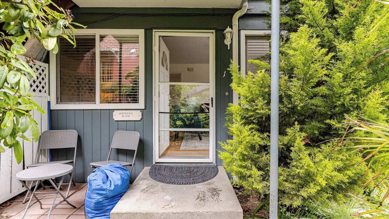 Photo of Outdoor in University District