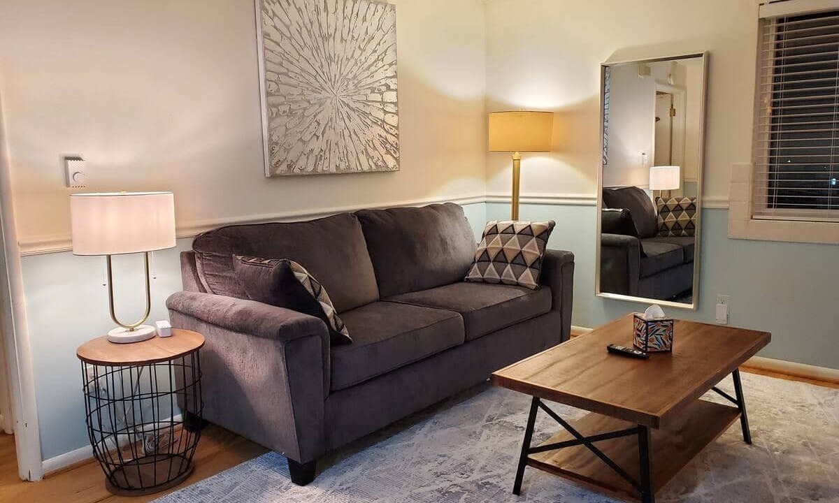 Photo of Livingroom in University District