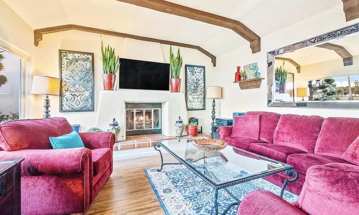 Photo of Livingroom in San Diego