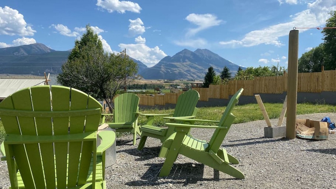 Photo of Outdoor in Emigrant