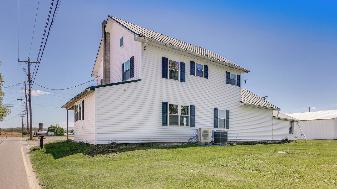 Photo of Outdoor in Pleasant Hall