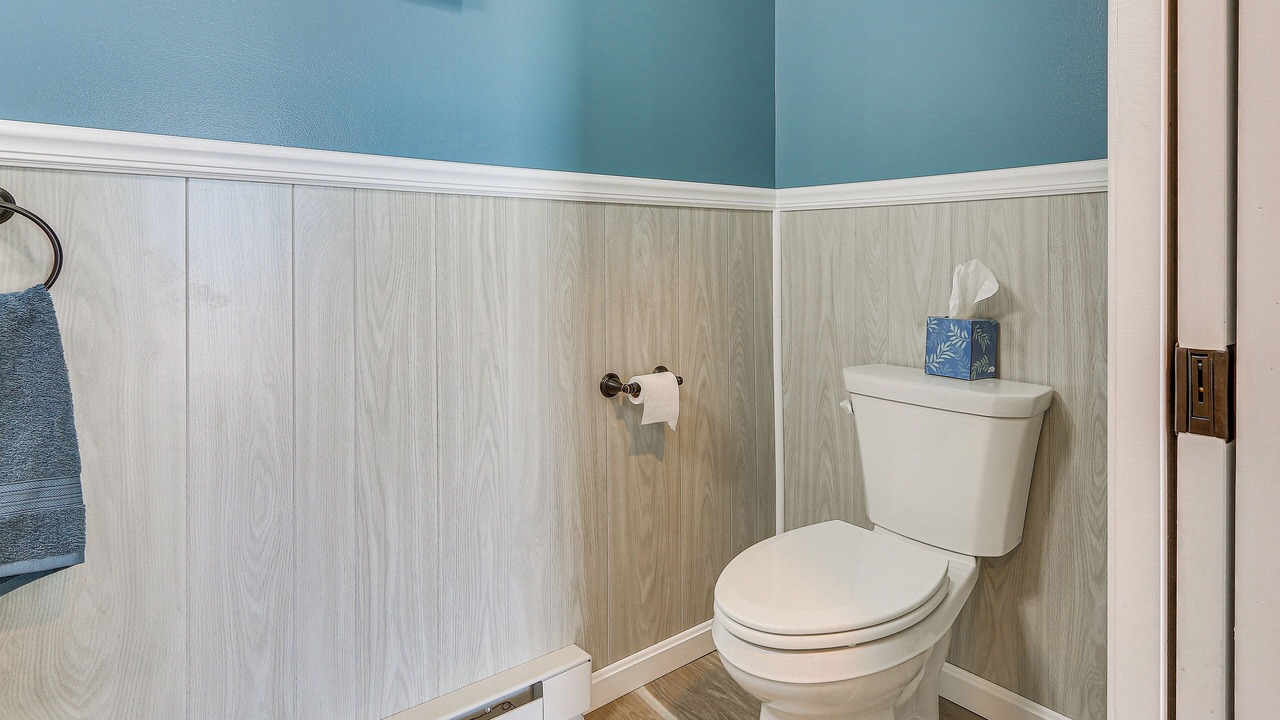 Photo of Bathroom in Pleasant Hall