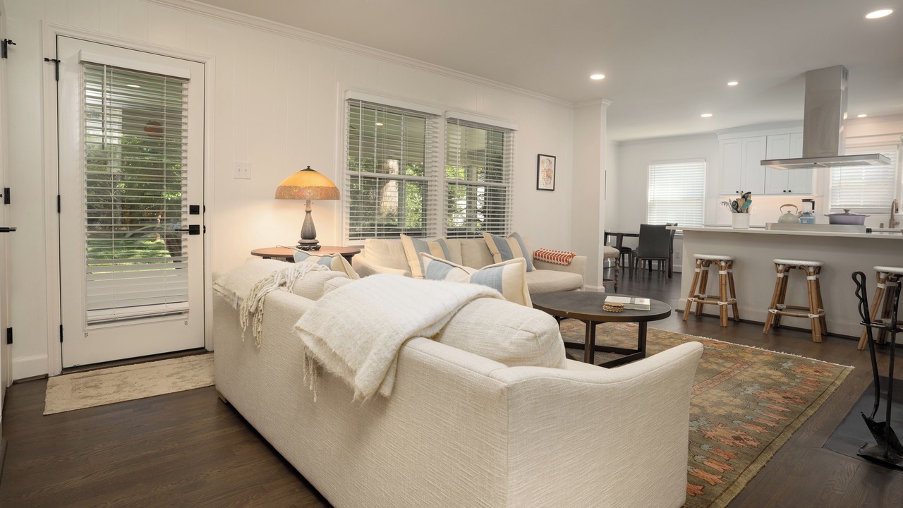 Photo of Livingroom in Green Valley