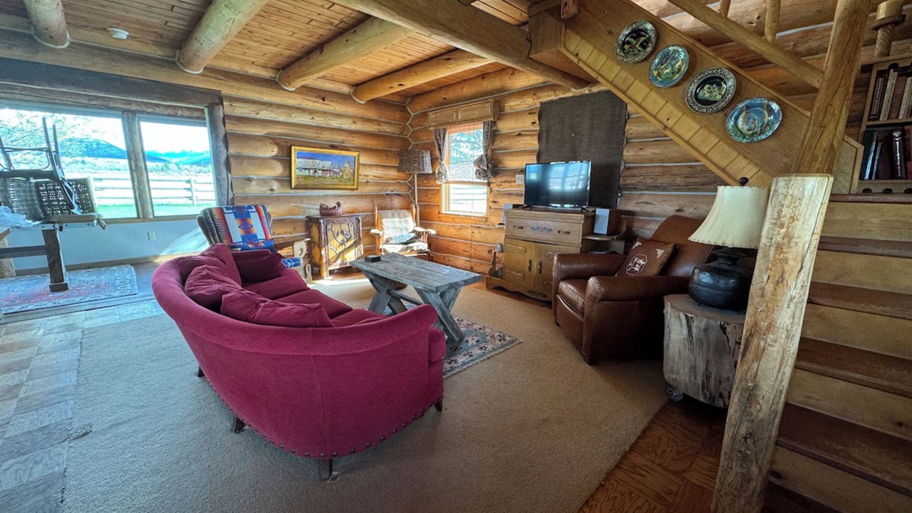 Photo of Livingroom in Bozeman