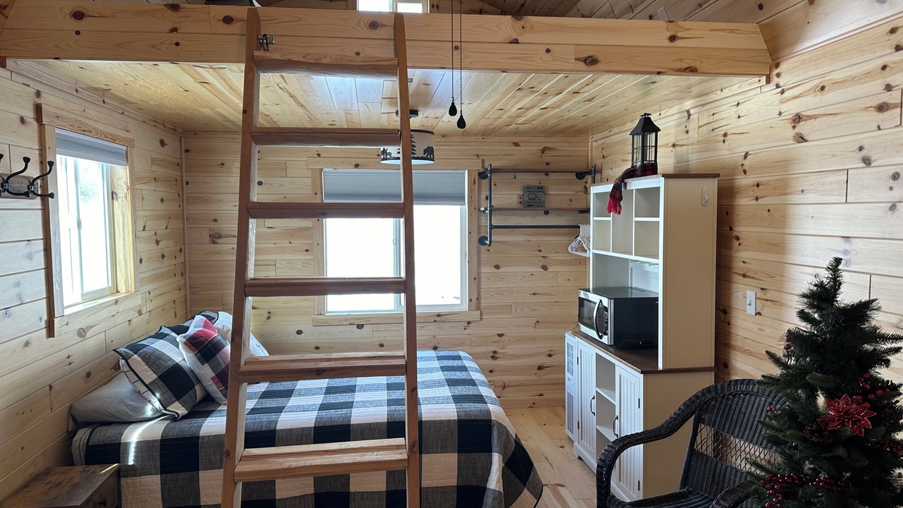 Photo of Bedroom in Lemhi County