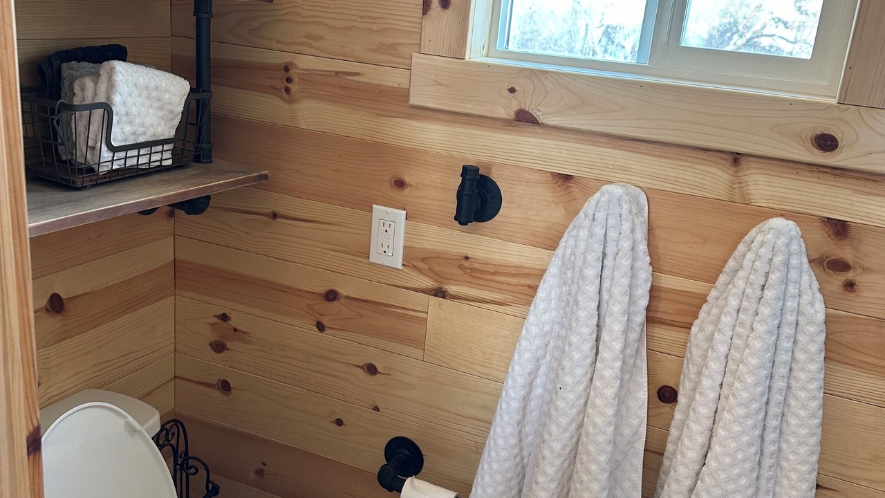 Photo of Bathroom in Lemhi County