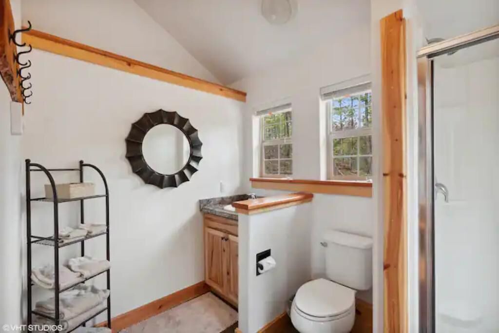 Photo of Bathroom in Lakeside