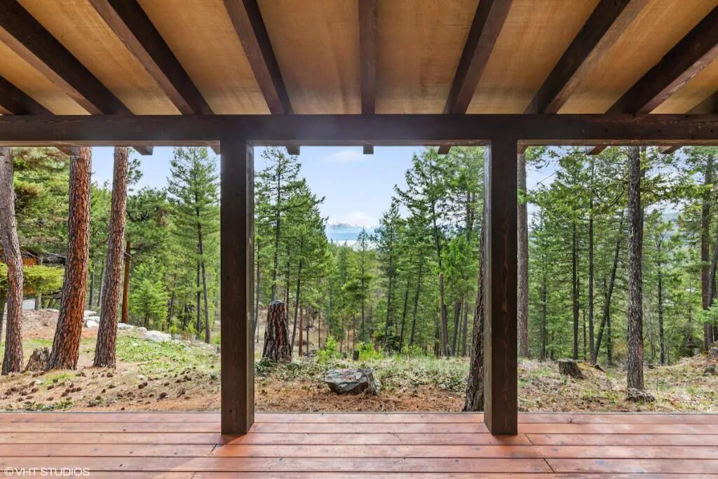 Photo of Outdoor in Lakeside