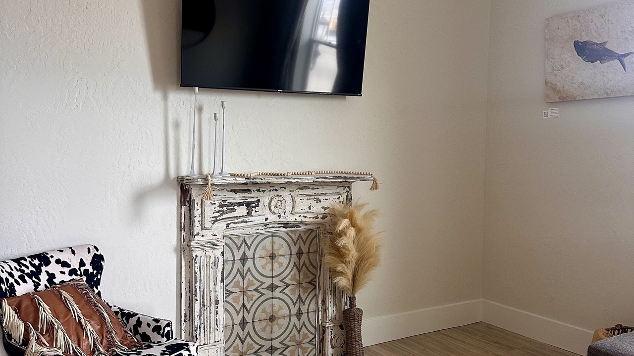 Photo of Livingroom in Frontier
