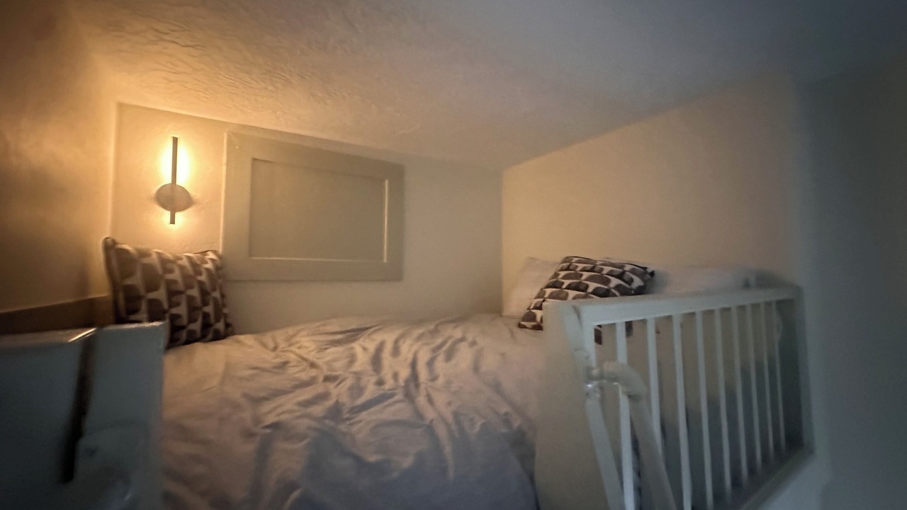 Photo of Bedroom in Frontier