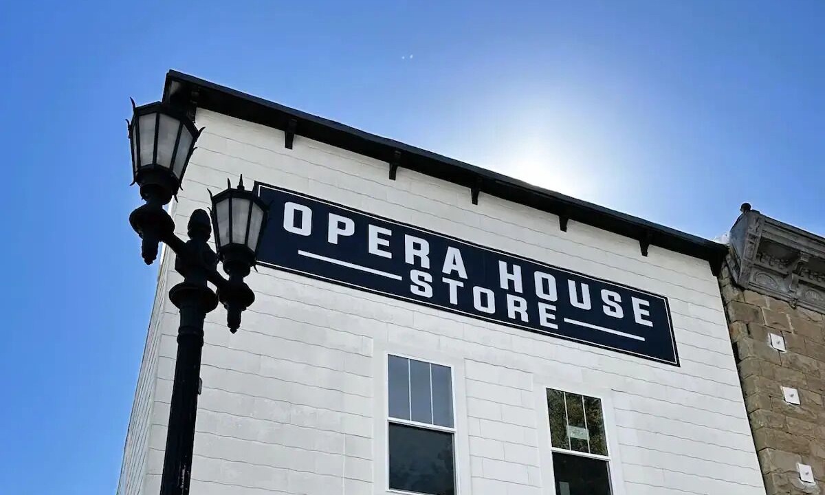 Photo of Outdoor in Frontier