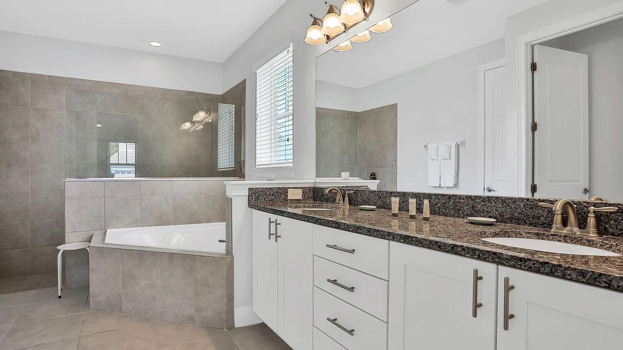 Photo of Bathroom in Reunion