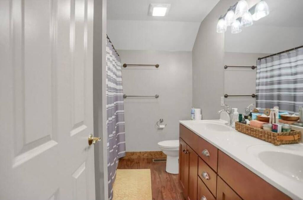 Photo of Bathroom in State College
