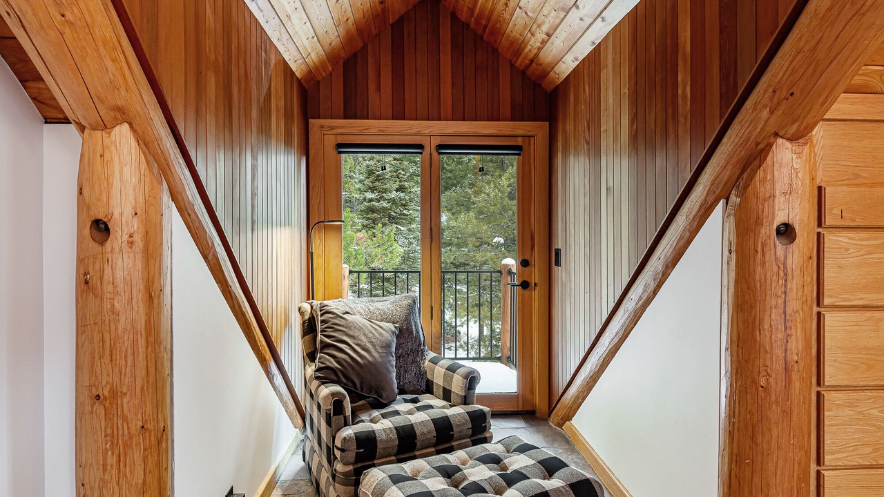 Photo of Livingroom in Bozeman