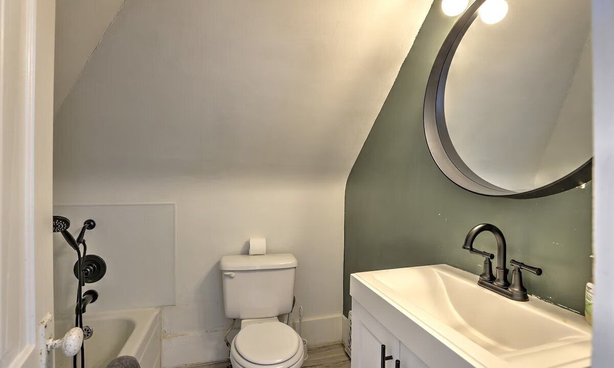 Photo of Bathroom in Sheridan