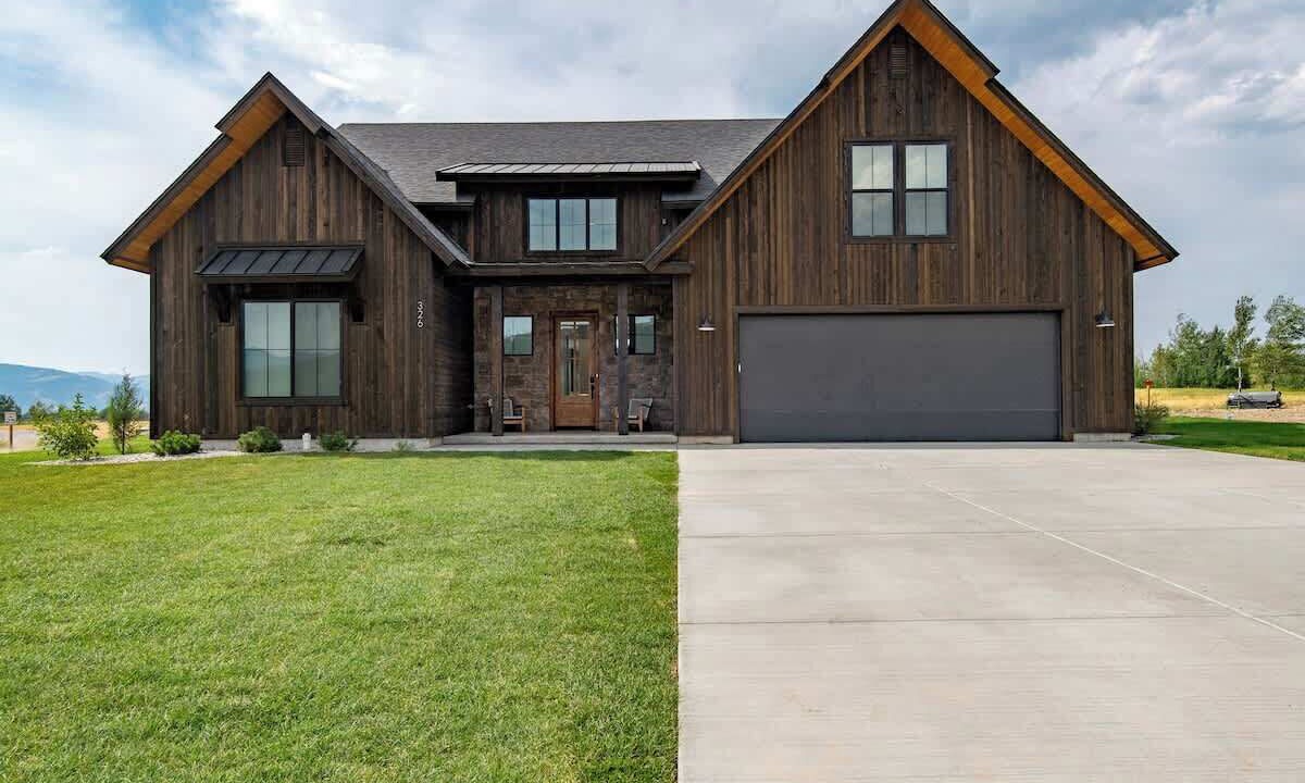 Photo of Outdoor in Victor