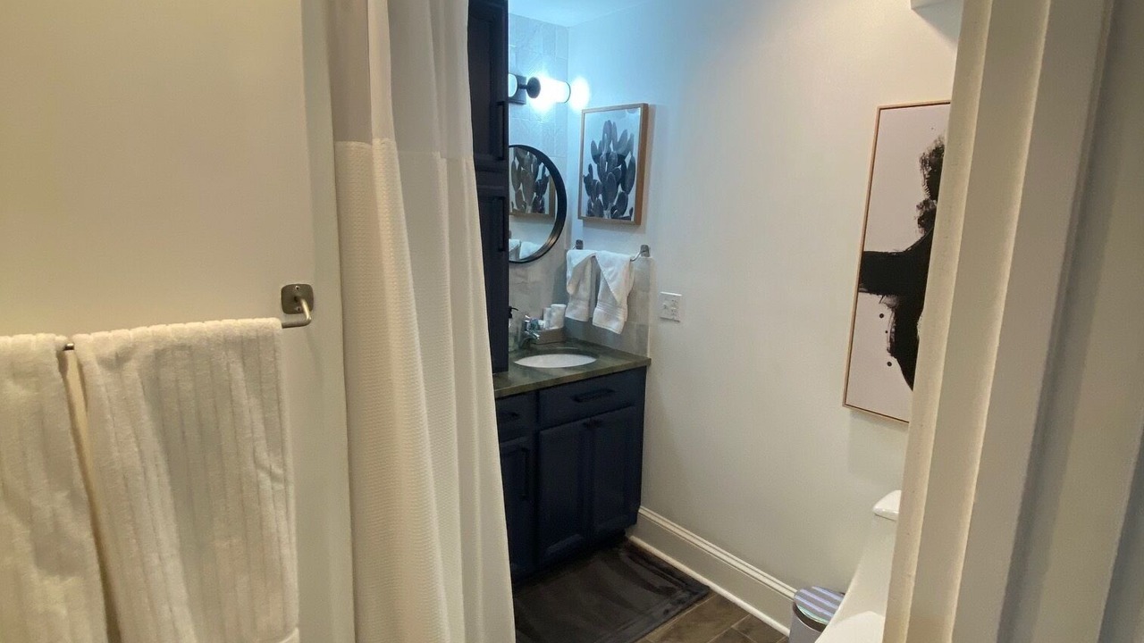 Photo of Bathroom in Shaw