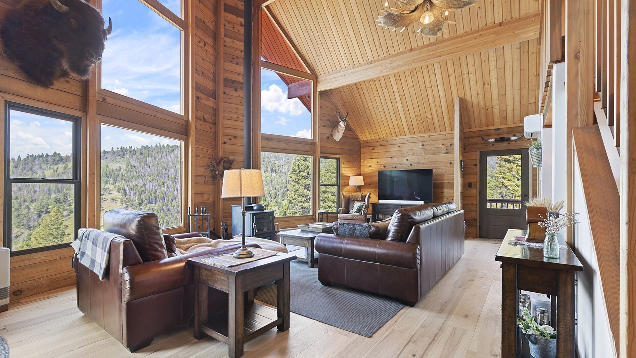 Photo of Bedroom in Canyon Creek