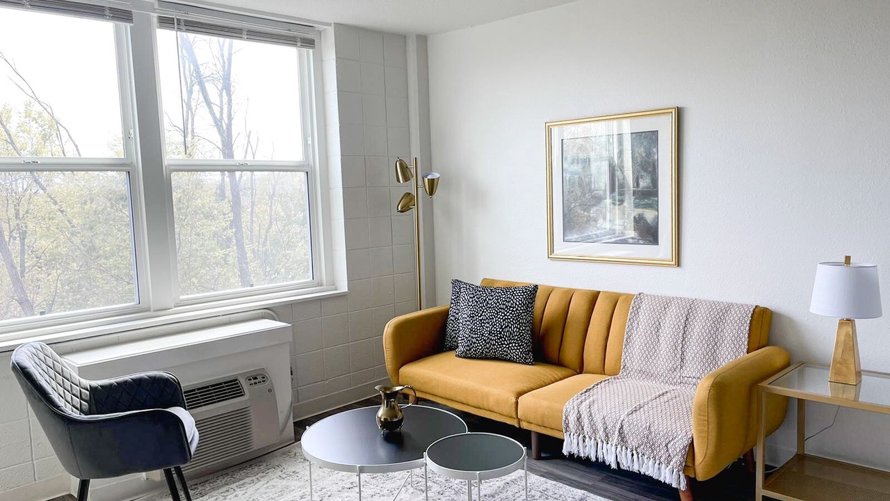 Photo of Livingroom in Corryville