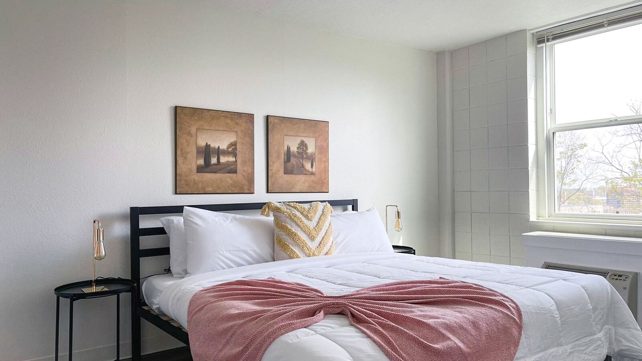 Photo of Bedroom in Corryville