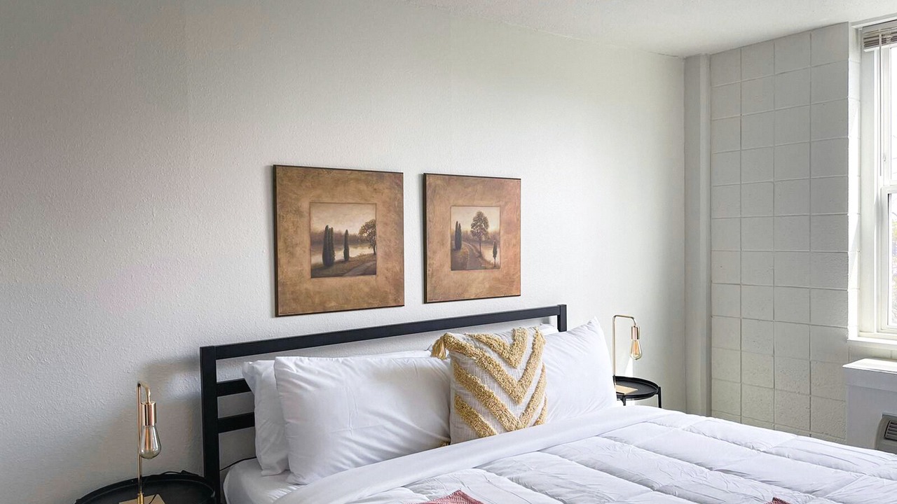 Photo of Bedroom in Corryville