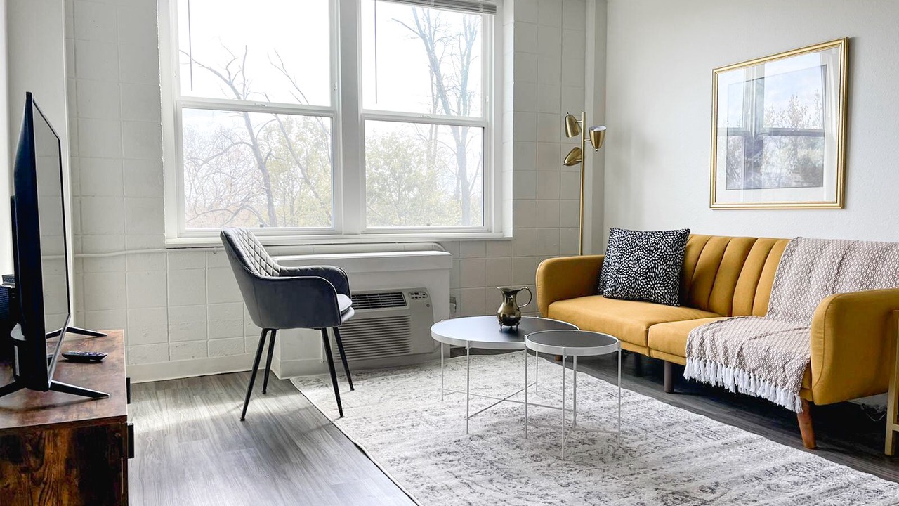 Photo of Livingroom in Corryville