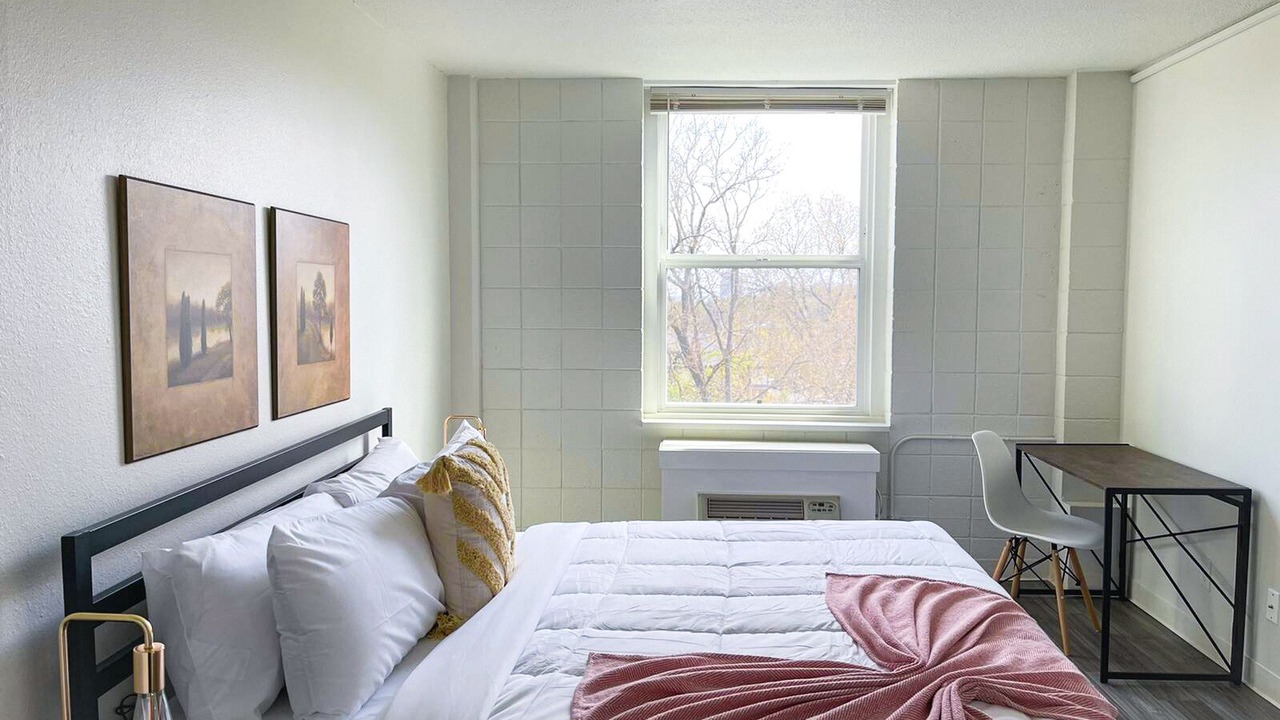 Photo of Bedroom in Corryville