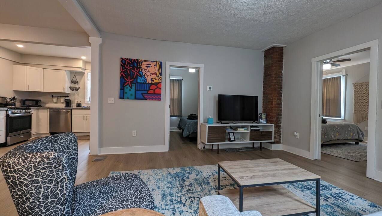 Photo of Livingroom in Ohio City