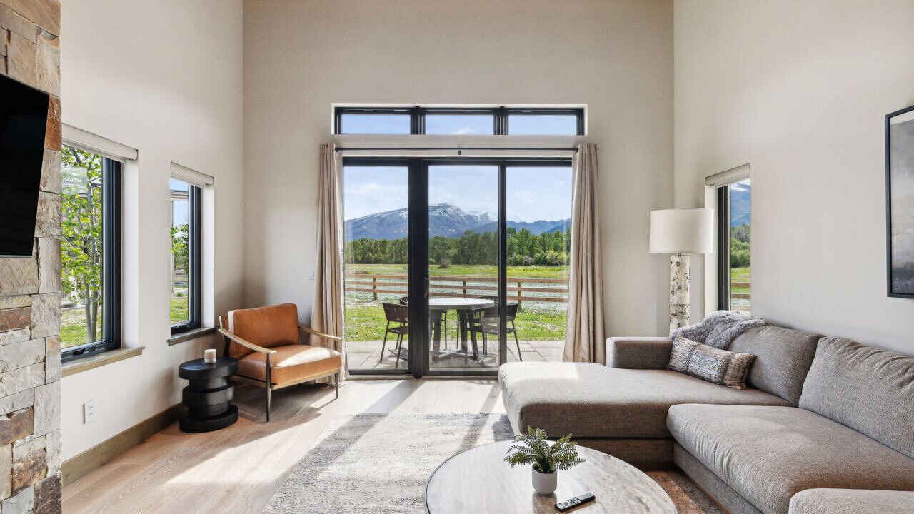 Photo of Livingroom in Grantsdale