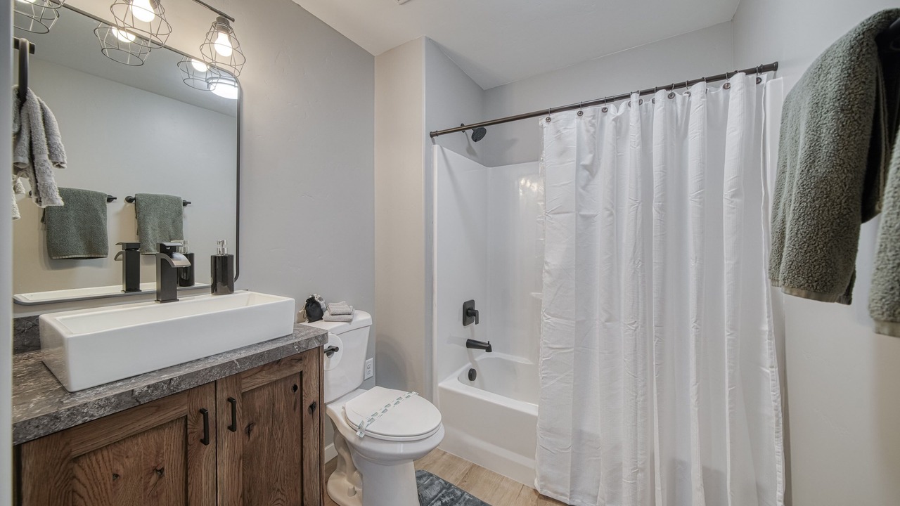 Photo of Bathroom in St. Anthony