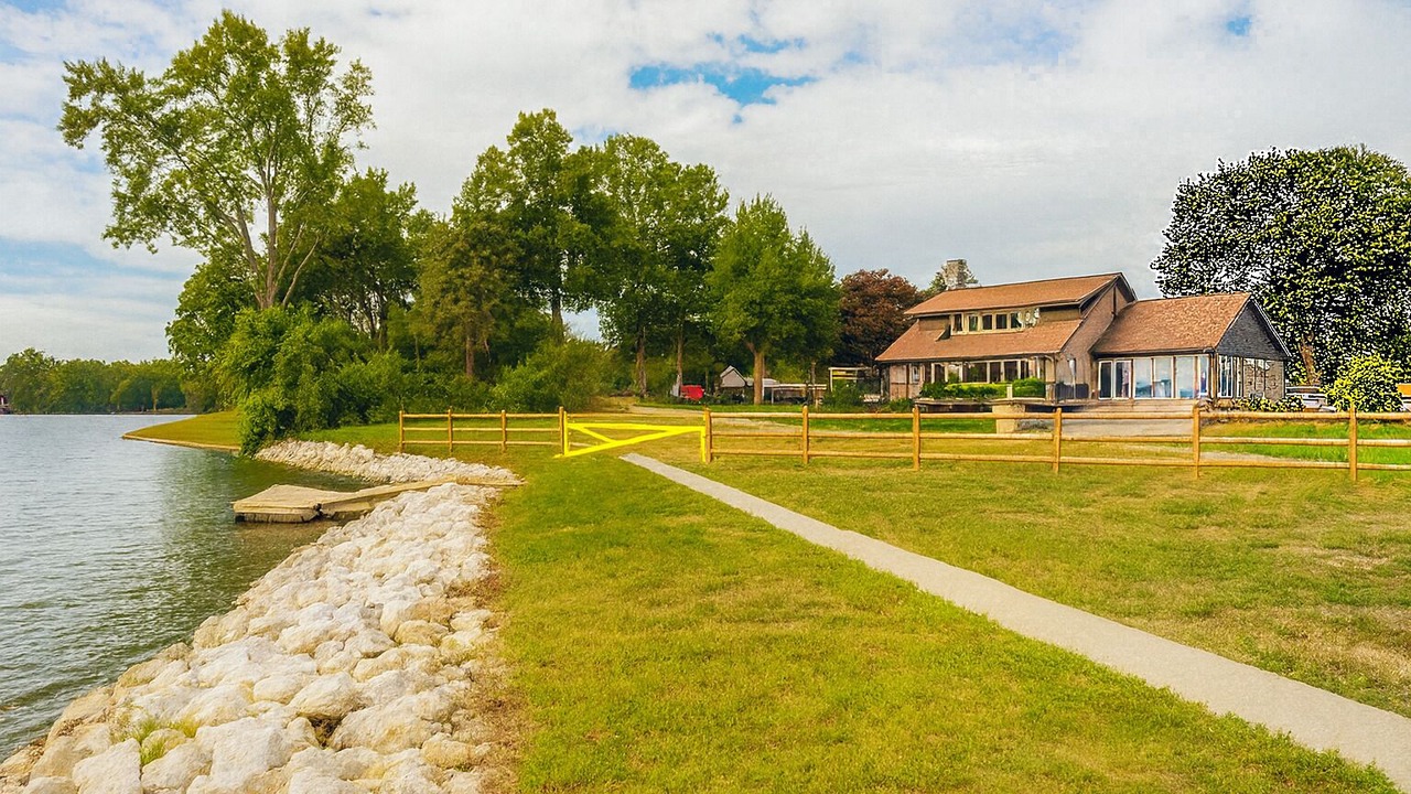 Photo of Outdoor in Akron