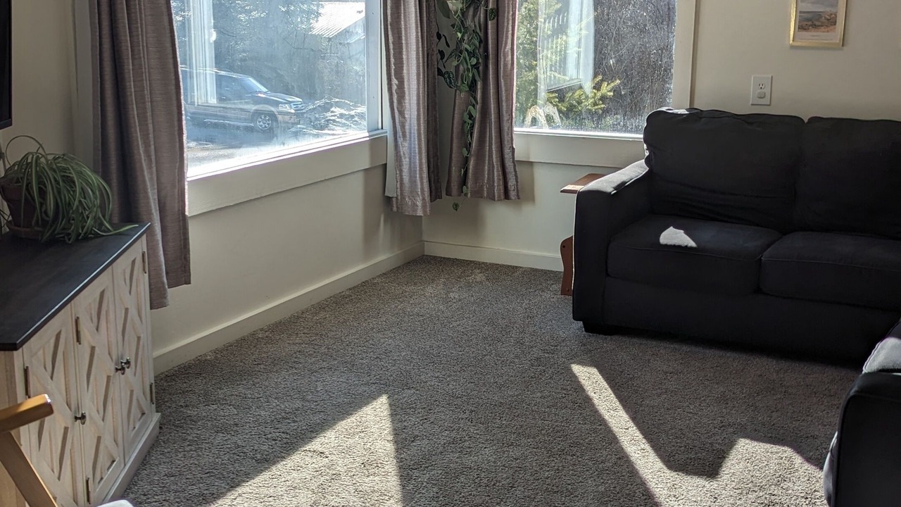 Photo of Livingroom in Martin City