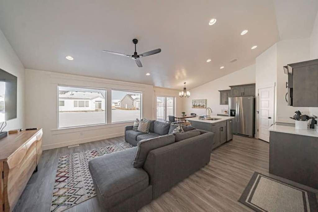 Photo of Livingroom in Idaho Falls