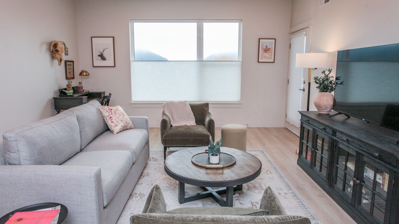 Photo of Livingroom in Livingston